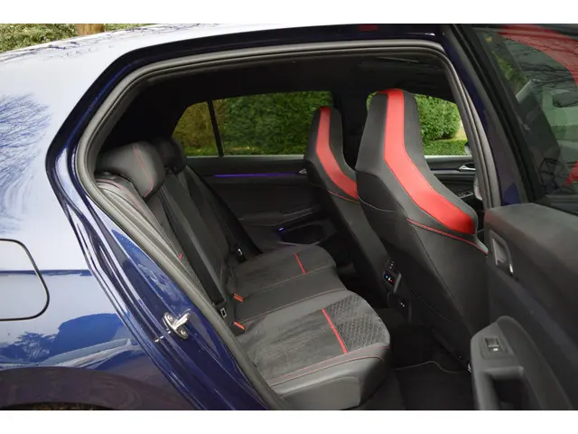 Volkswagen Golf 2.0 TSI GTI 2022 Benzine 13