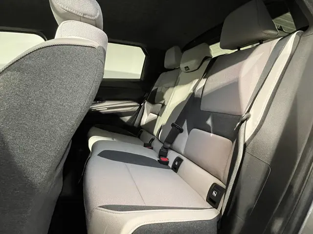 Nissan Micra ADVANCE 52 kWh 2025 Elektrisch 8