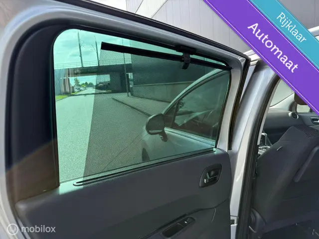 Peugeot 5008 1.6 THP Allure * Automaat * 157 PK * 2013 Benzine 18