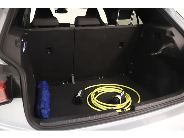 CUPRA Born Adrenaline One 62 kWh 2022 Elektrisch 9