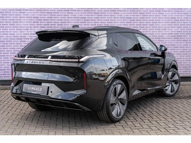 Lynk & Co 08 1.5 More 2025 Hybride Benzine 27