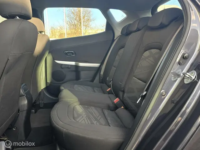 Kia cee'd 1.6 GDI ComfortLine |Jaar Garantie !! 2015 Benzine 23