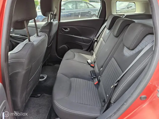 Renault Clio Estate 0.9 TCe Dynamique 2013 Benzine 10