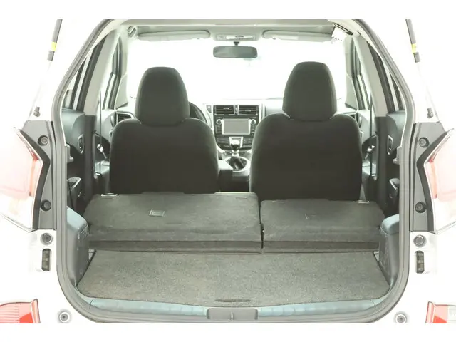 Toyota Verso-S 1.3 VVT-i Trend 2015 Benzine 26