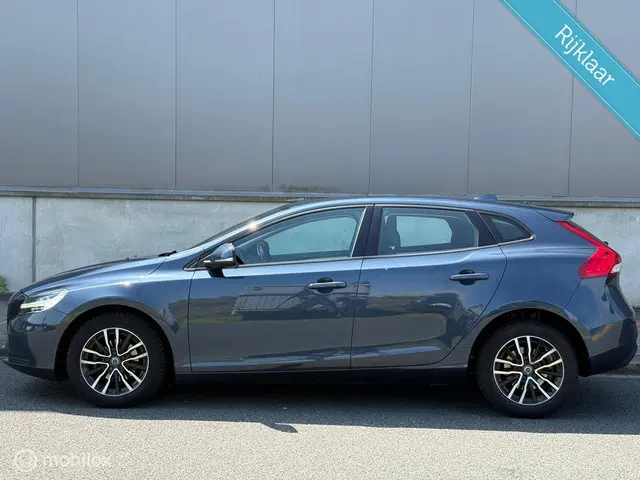 Volvo V40 2.0 D2 Kinetic * Zeer Nette Auto * 2016 Diesel 4