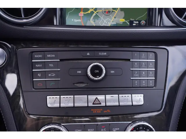Mercedes-Benz SL 500 2017 Benzine 55