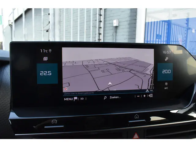 Citroën C4 Puretech EAT8 Shine 2021 Benzine 9