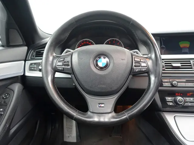 BMW 5 Serie Touring 520i 184Pk M Sport Aut- 2012 Benzine 17