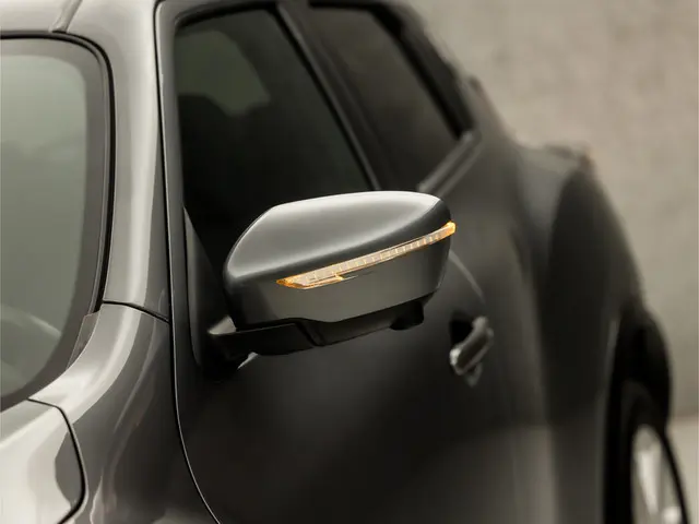 Nissan Juke 1.2 DIG-T S/S N-Connecta Sport 2018 Benzine 24