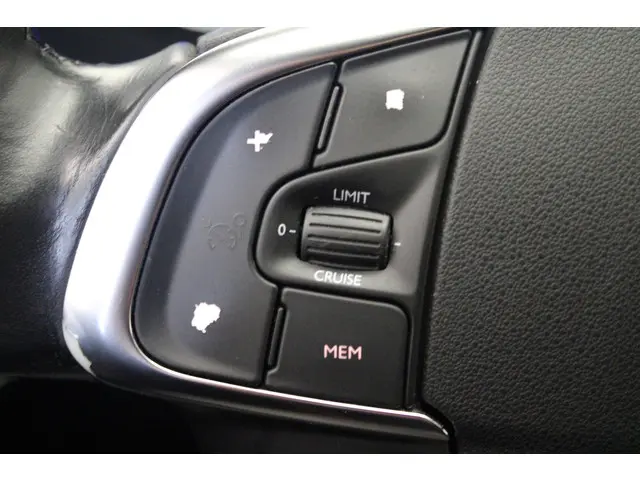 DS DS 4 1.2 PureTech Chic 2017 Benzine 17
