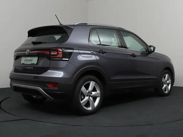 Volkswagen T-Cross 1.0 TSI Style 2022 Benzine 2