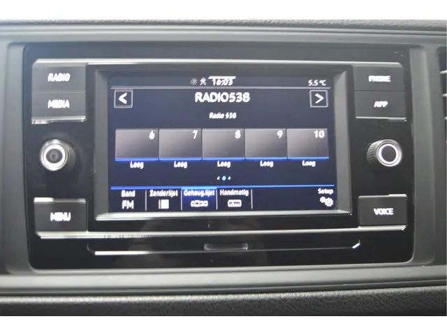 Volkswagen Crafter 35 2.0 TDI L3H3 Highline 2021 Diesel 11