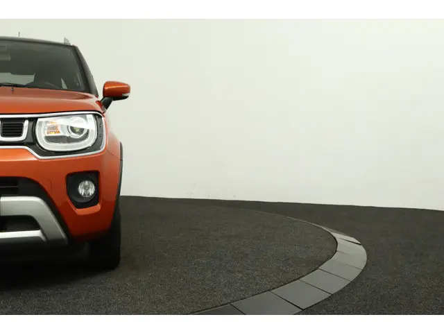 Suzuki Ignis 1.2 Smart Hybrid Style 2022 Benzine 36