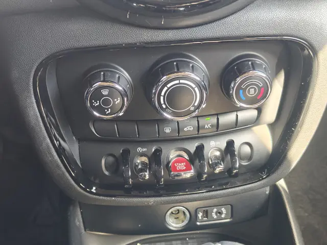 MINI Clubman Mini 1.5 One 2016 Benzine 19