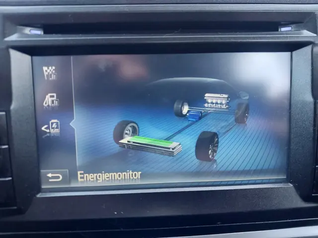 Toyota Auris 1.8 Hybrid Aspiration 2015 Hybride Benzine 12