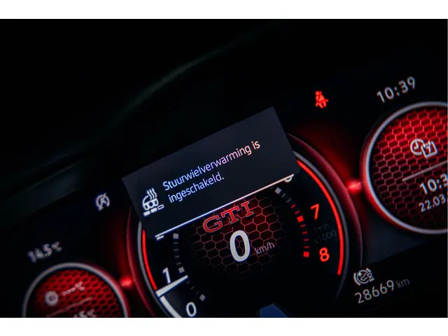 Volkswagen Golf 2.0 TSI GTI Clubsport 2024 Benzine 27