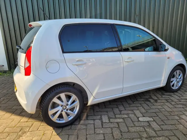 SEAT Mii 1.0 Sport NL AUTO NAVI 2015 Benzine 6