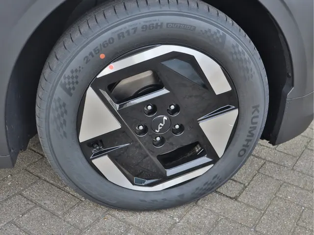 Kia EV3 Plus 81.4 kWh Snel leverbaar! 2025 Elektrisch 7