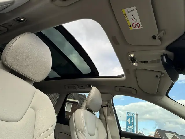 Volvo XC60 2.0 T5 Luxury-line 2018 Benzine 17