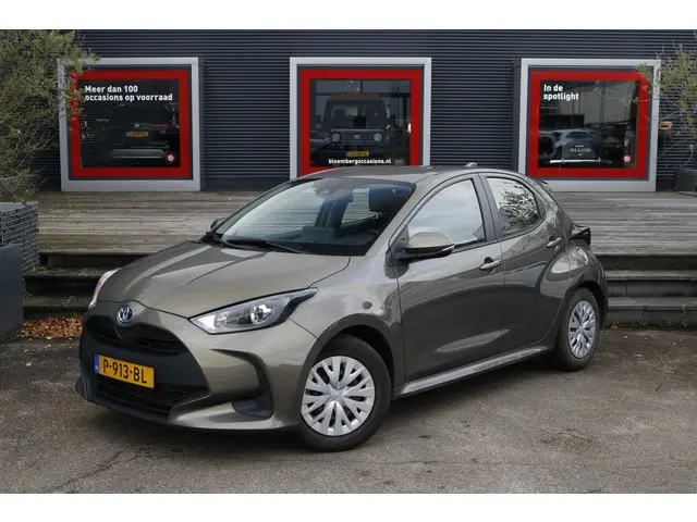 Toyota Yaris 1.5 Hybrid Active 2022 Hybride Benzine