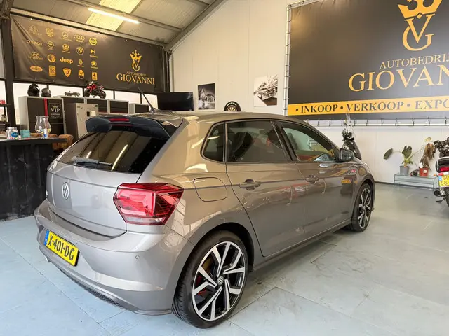 Volkswagen Polo 2.0 TSI GTI inruil mogelijk 2019 Benzine 7