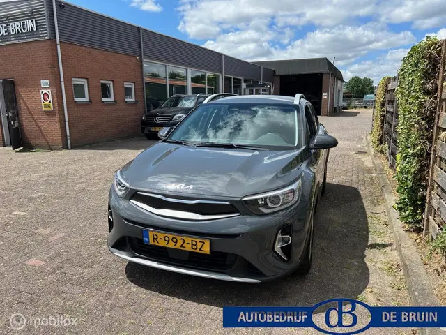 Kia Stonic 1.0 T-GDi MHEV DynamicLine 2022 Benzine 2