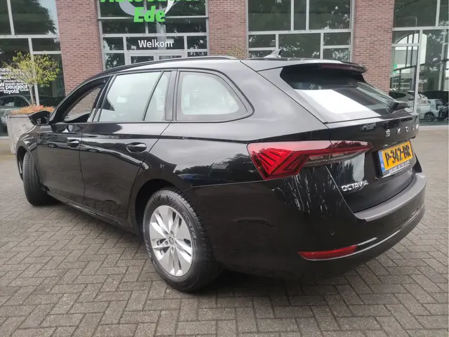 Škoda Octavia Combi 1.0 TSI Business Edition 2022 Benzine 5