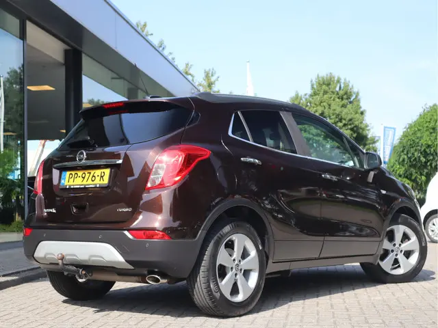 Opel Mokka X 1.4 Turbo 140 PK Innovation 2017 Benzine 2