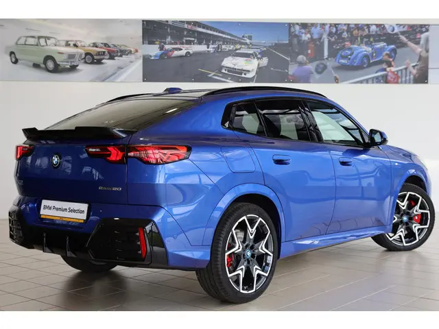 BMW iX2 eDrive20 2025 Elektrisch 2
