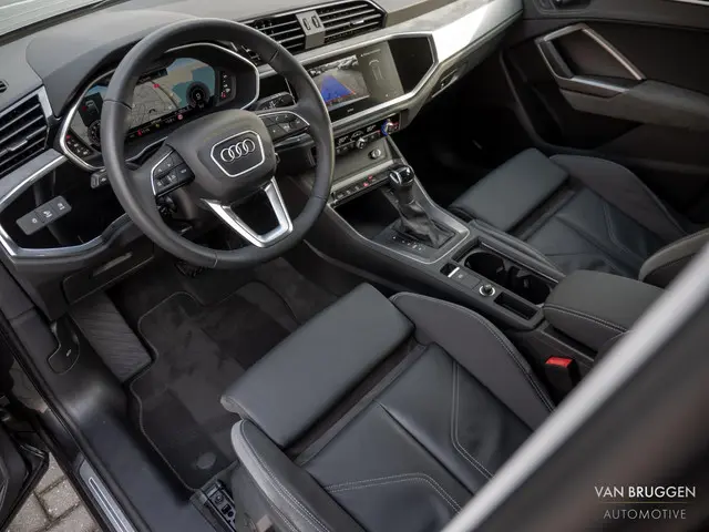 Audi Q3 Sportback 35 TFSI S-Line 2021 Benzine 13