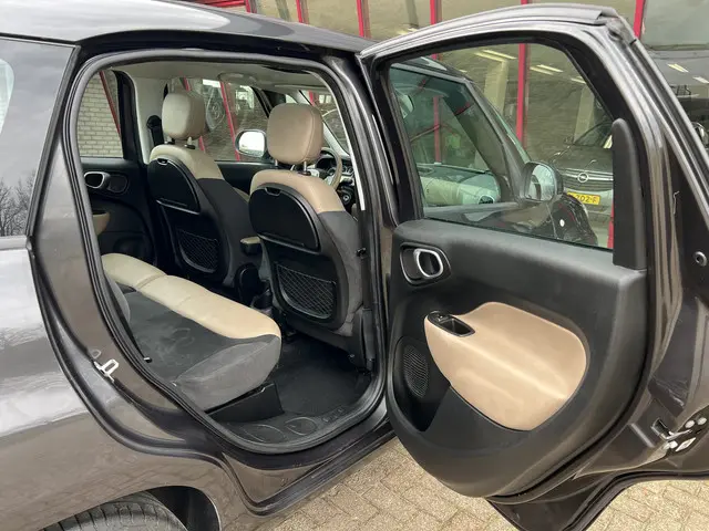 Fiat 500L 1.4-16V Lounge 2012 Benzine 27