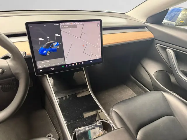 Tesla Model 3 Long Range AWD 75 kWh 2019 Elektrisch 8