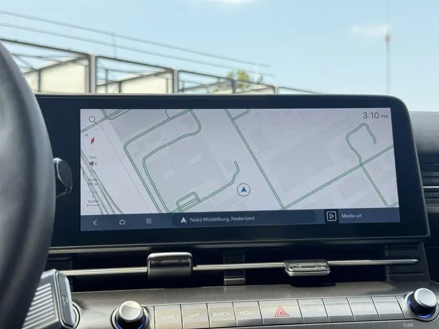 Hyundai Kona 1.6 GDI HEV Premium 2024 Hybride Benzine 16