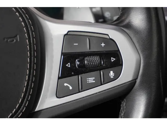 BMW X5 xDrive45e 2023 Hybride Benzine 32