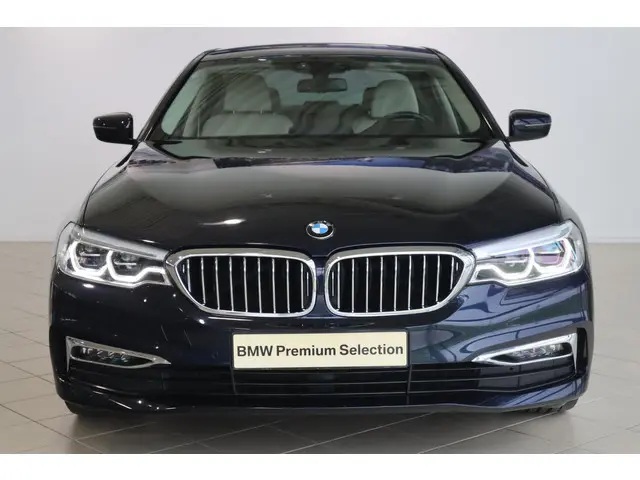 BMW 5 Serie Sedan 2019 Benzine 3