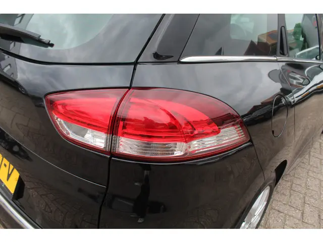 Renault Clio Estate 1.2 TCe Intens 2017 Benzine 8