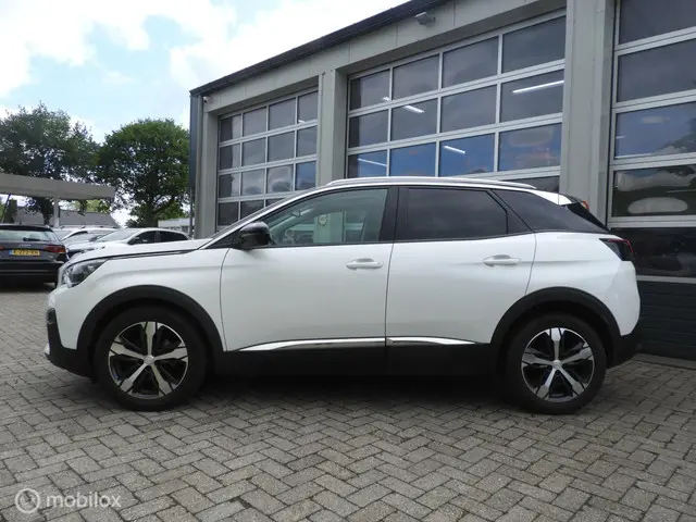 Peugeot 3008 1.2 PureTech Allure 2018 Benzine 3