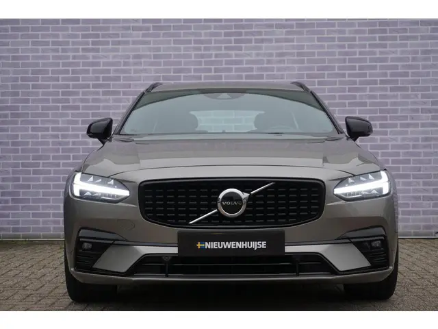 Volvo V90 2.0 B4 R-Design 2021 Benzine 16