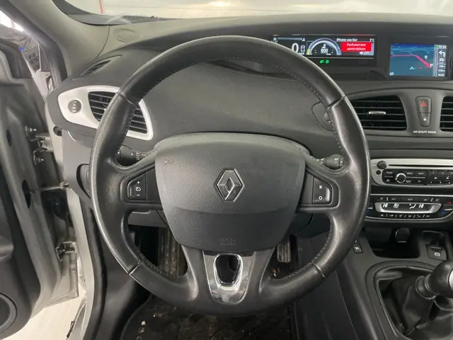 Renault Scénic 1.2 TCe Expression 2013 Benzine 15