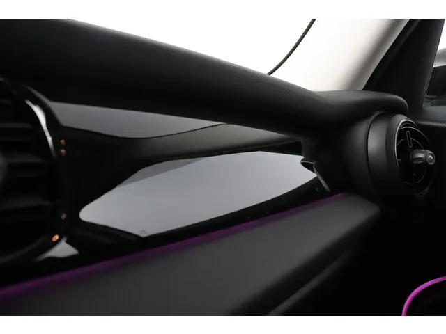 MINI Cooper 1.5 Classic 2023 Benzine 9