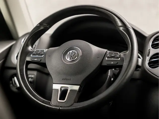 Volkswagen Tiguan 1.4 TSI Black Sport 2012 Benzine 19
