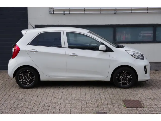 Kia Picanto 1.0 CVVT DynamicLine 2016 Benzine 16
