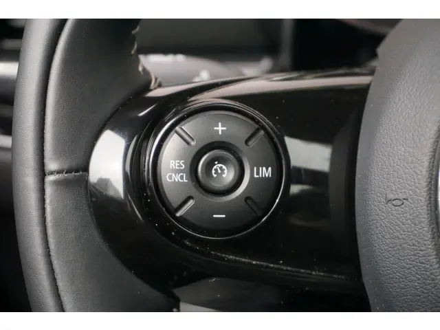MINI Clubman Cooper 2021 Benzine 24