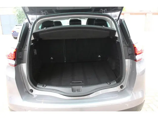 Renault Scénic 1.3 TCe Limited Automaat 2019 Benzine 5