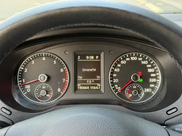 Volkswagen Jetta 1.4 TSI Highline 2012 Benzine 27