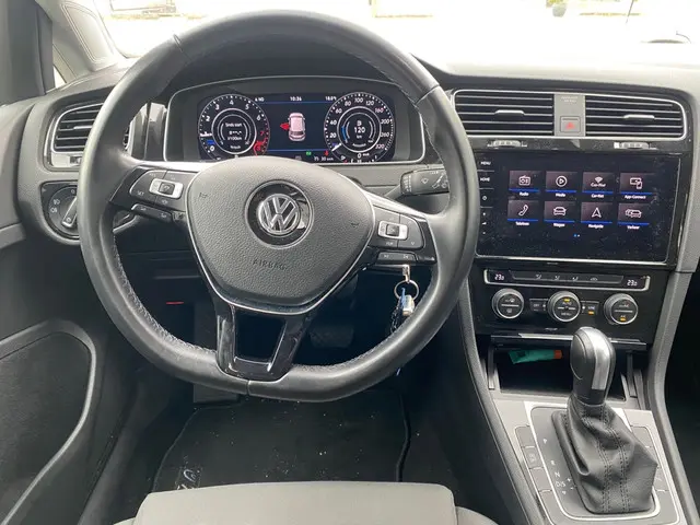 Volkswagen Golf 1.5 TSI Highline 2020 Benzine 9