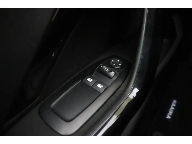 Peugeot 208 1.2 PureTech Blue Lion 2017 Benzine 18