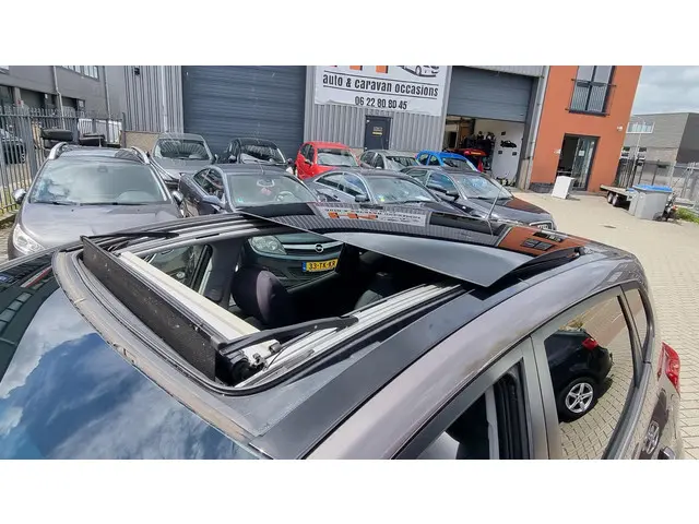 Hyundai ix20 1.6i i-Catcher 2014 Benzine 9