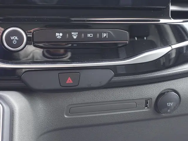 Ford Transit 310 L2H2 Trend BPM VRIJ! 2024 Diesel 21