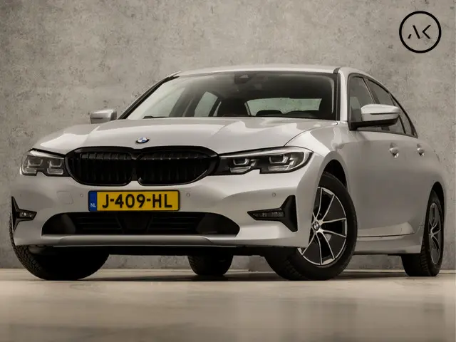 BMW 3 Serie 318i Executive Sportline 2020 Benzine